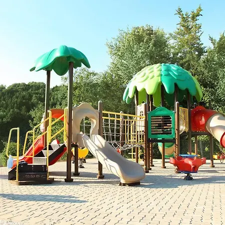 Ośrodek wypoczynkowy Europarcs Rosental 4*